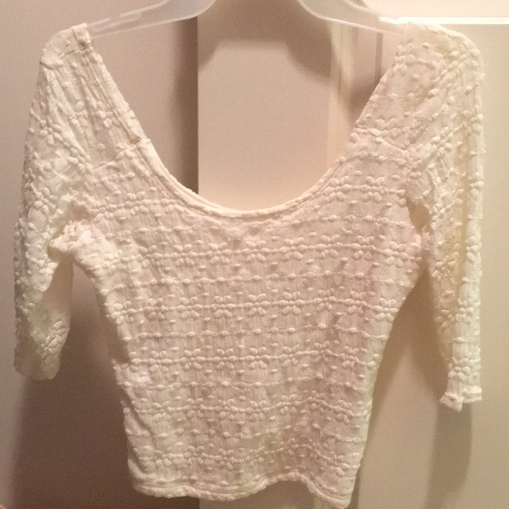 Off- White 3/4 Length Sleeve Hollister Crop Top